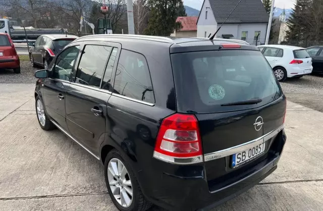 OPEL Zafira 