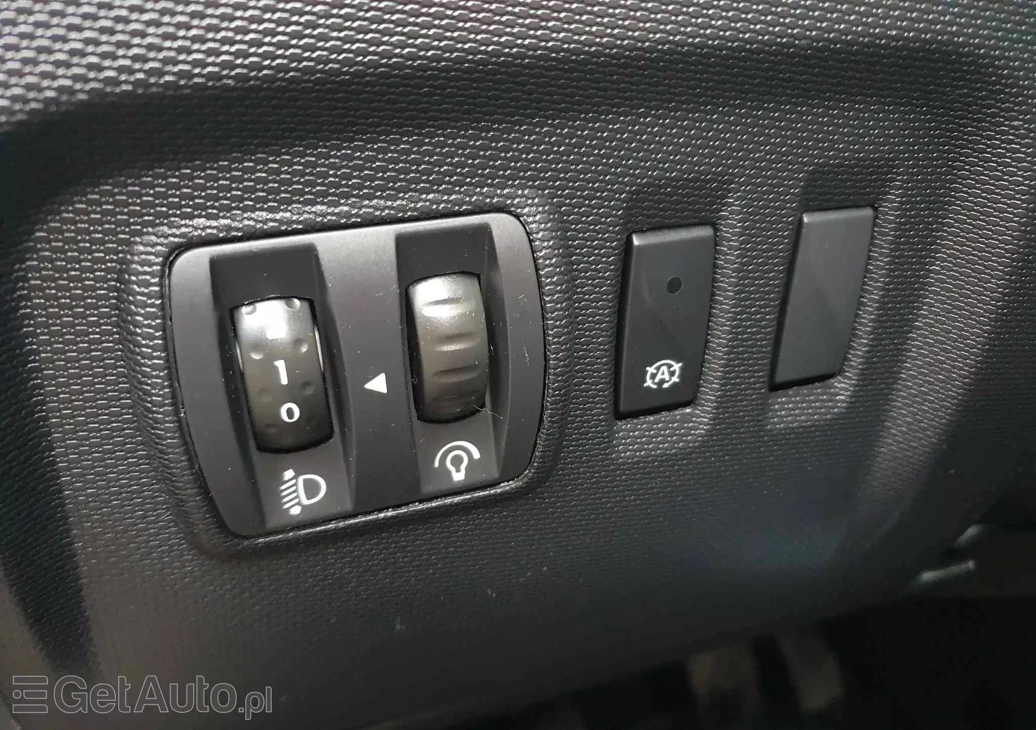 RENAULT Captur 0.9 Energy TCe Limited