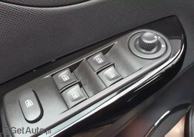 RENAULT Captur 0.9 Energy TCe Limited