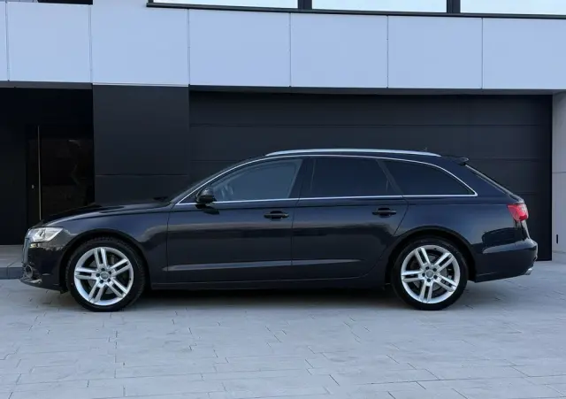 AUDI A6 Avant 3.0 TDI Quattro S tronic