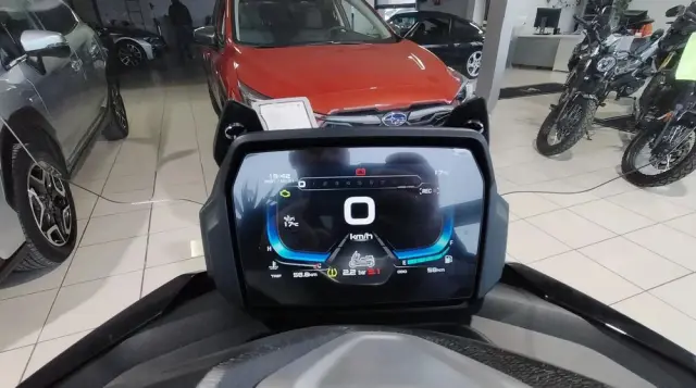 VOGE SR4 MAX 