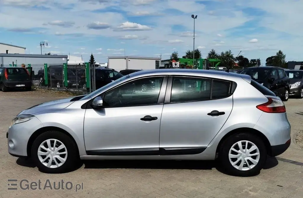RENAULT Megane 