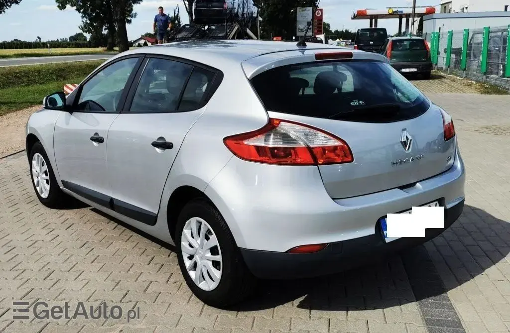 RENAULT Megane 