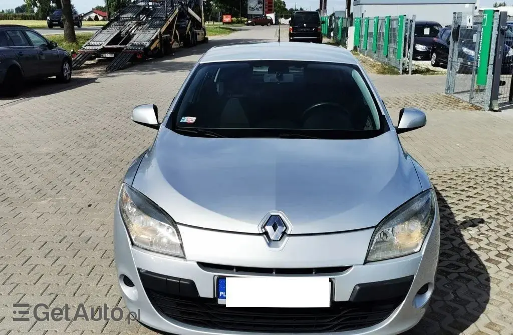 RENAULT Megane 