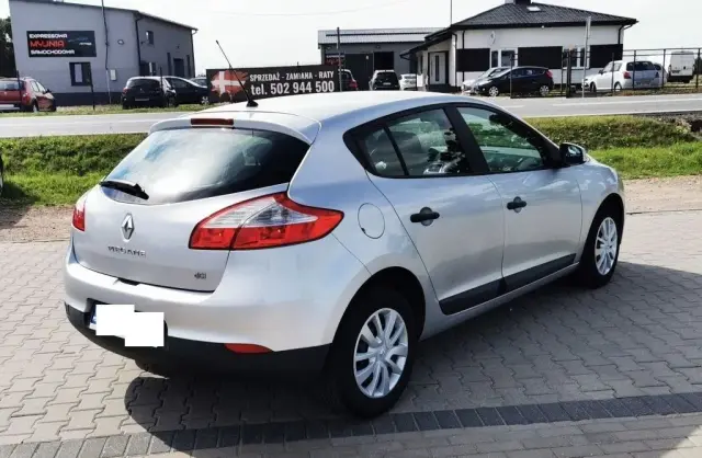 RENAULT Megane 