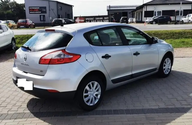 RENAULT Megane 