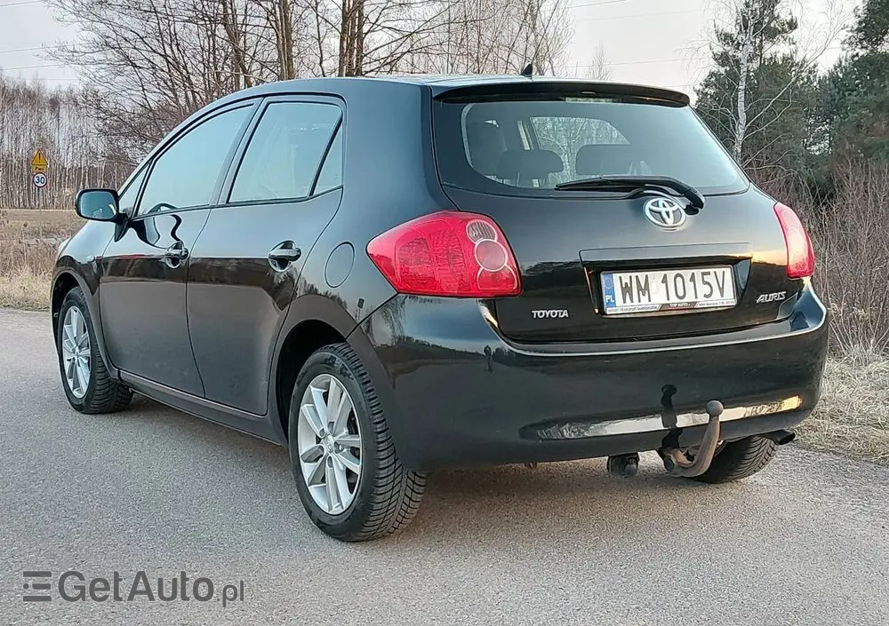 TOYOTA Auris 1.33 VVT-i