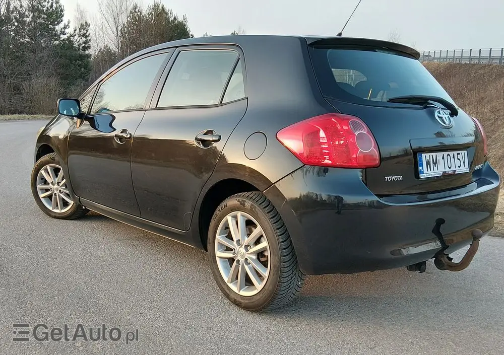 TOYOTA Auris 1.33 VVT-i