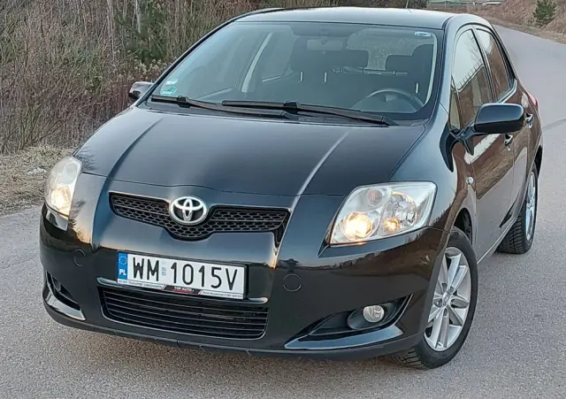 TOYOTA Auris 1.33 VVT-i