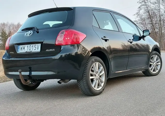 TOYOTA Auris 1.33 VVT-i