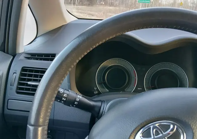 TOYOTA Auris 1.33 VVT-i