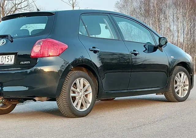 TOYOTA Auris 1.33 VVT-i