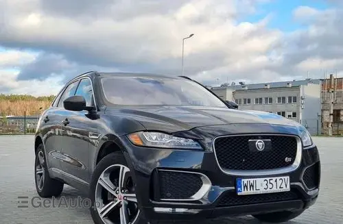 JAGUAR F-Pace 