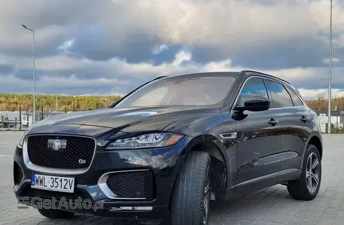 JAGUAR F-Pace 