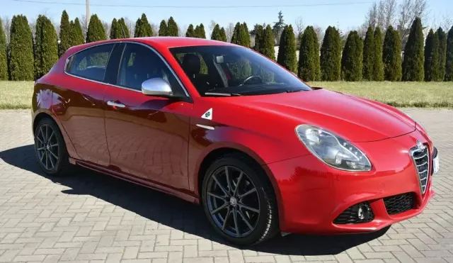 ALFA ROMEO Giulietta 