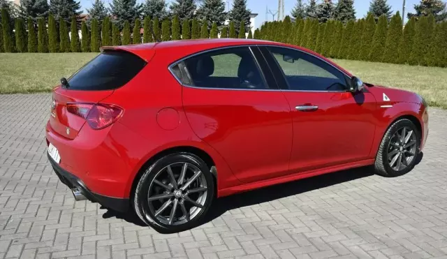 ALFA ROMEO Giulietta 