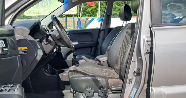 KIA Sportage 2.0 2WD LX