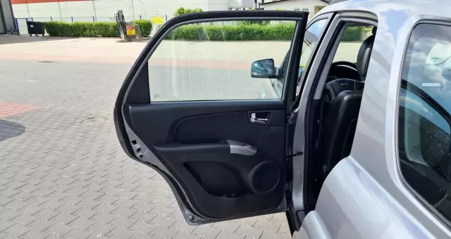 KIA Sportage 2.0 2WD LX