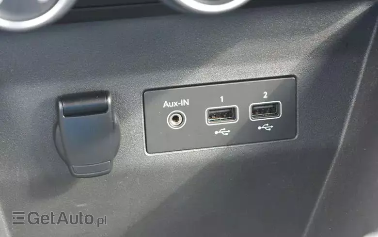 RENAULT Clio 1.0 TCe Zen