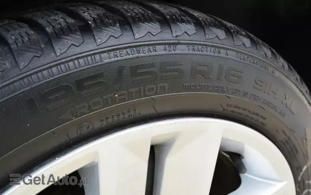 RENAULT Clio 1.0 TCe Zen