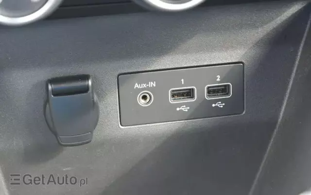 RENAULT Clio 1.0 TCe Zen