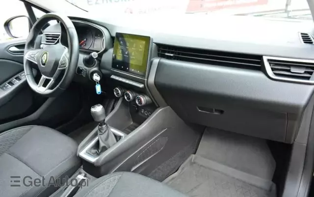 RENAULT Clio 1.0 TCe Zen