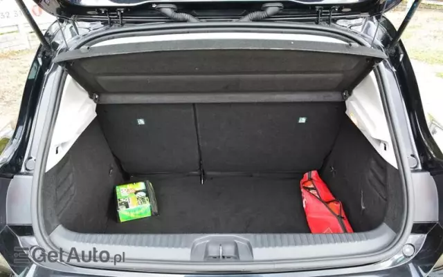 RENAULT Clio 1.0 TCe Zen