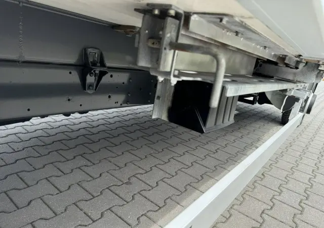 IVECO Daily 70C18 V H 