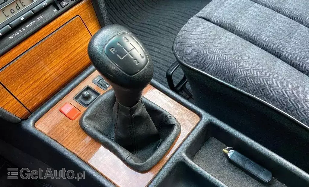 MERCEDES-BENZ W 201 (190) 