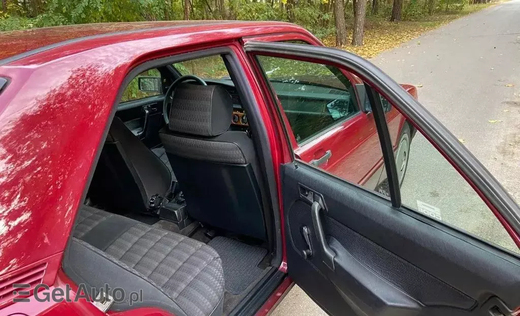 MERCEDES-BENZ W 201 (190) 