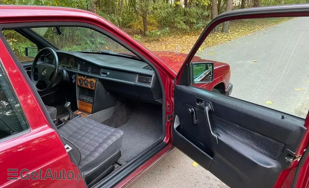 MERCEDES-BENZ W 201 (190) 