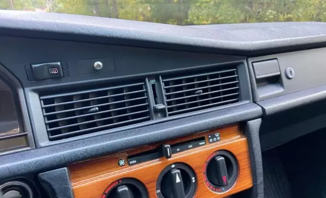 MERCEDES-BENZ W 201 (190) 