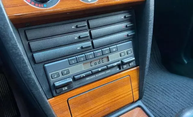 MERCEDES-BENZ W 201 (190) 