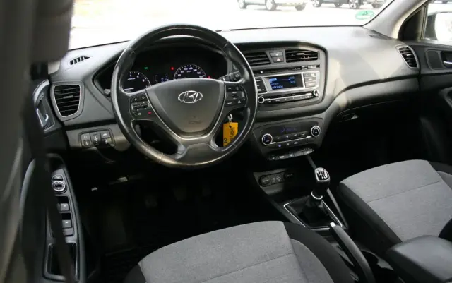HYUNDAI I20 1.4 Comfort