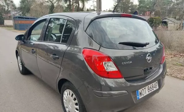 OPEL Corsa 