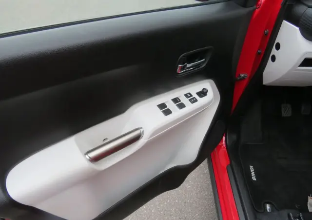 SUZUKI Ignis Dualjet