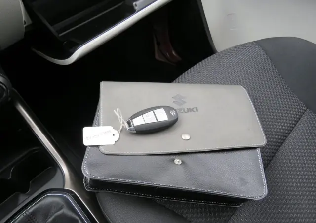 SUZUKI Ignis Dualjet