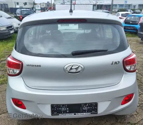 HYUNDAI I10 