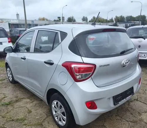 HYUNDAI I10 