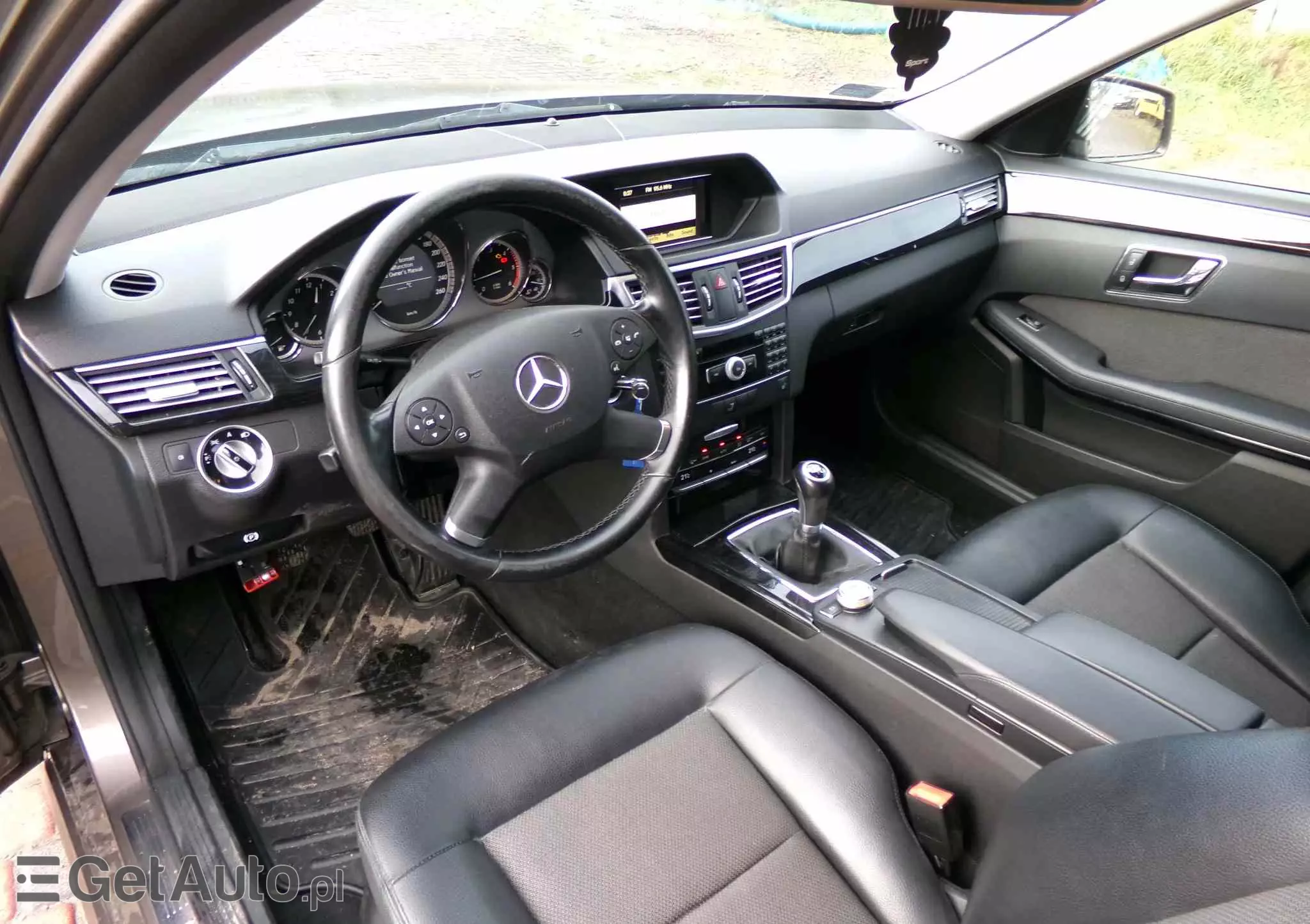 MERCEDES-BENZ Klasa E 