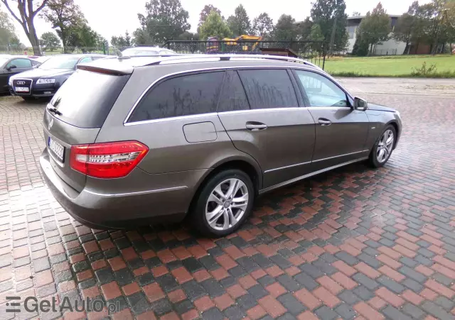 MERCEDES-BENZ Klasa E 