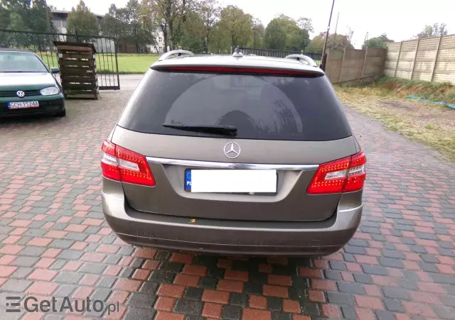 MERCEDES-BENZ Klasa E 