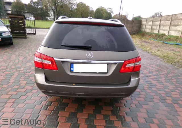 MERCEDES-BENZ Klasa E 