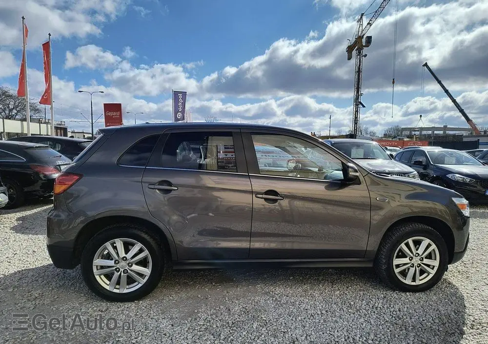 MITSUBISHI ASX 1.8 DI-D 2WD Top