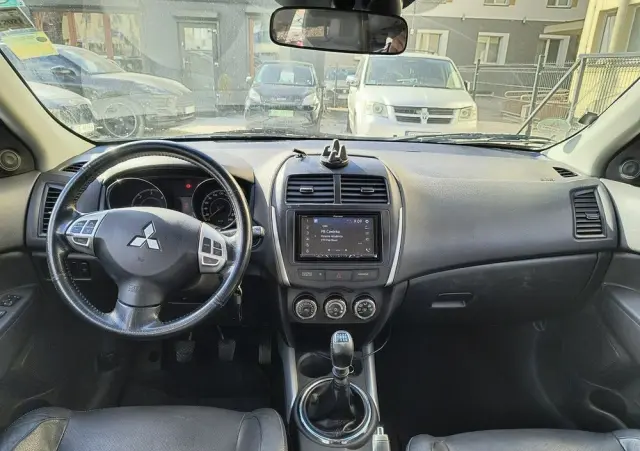 MITSUBISHI ASX 1.8 DI-D 2WD Top