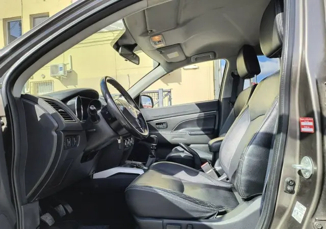 MITSUBISHI ASX 1.8 DI-D 2WD Top