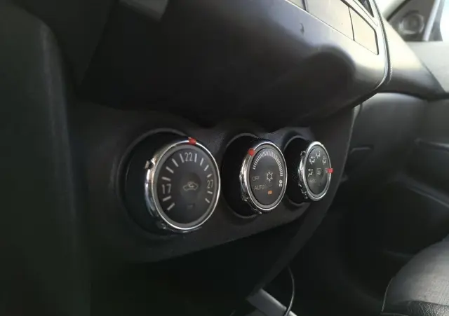 MITSUBISHI ASX 1.8 DI-D 2WD Top