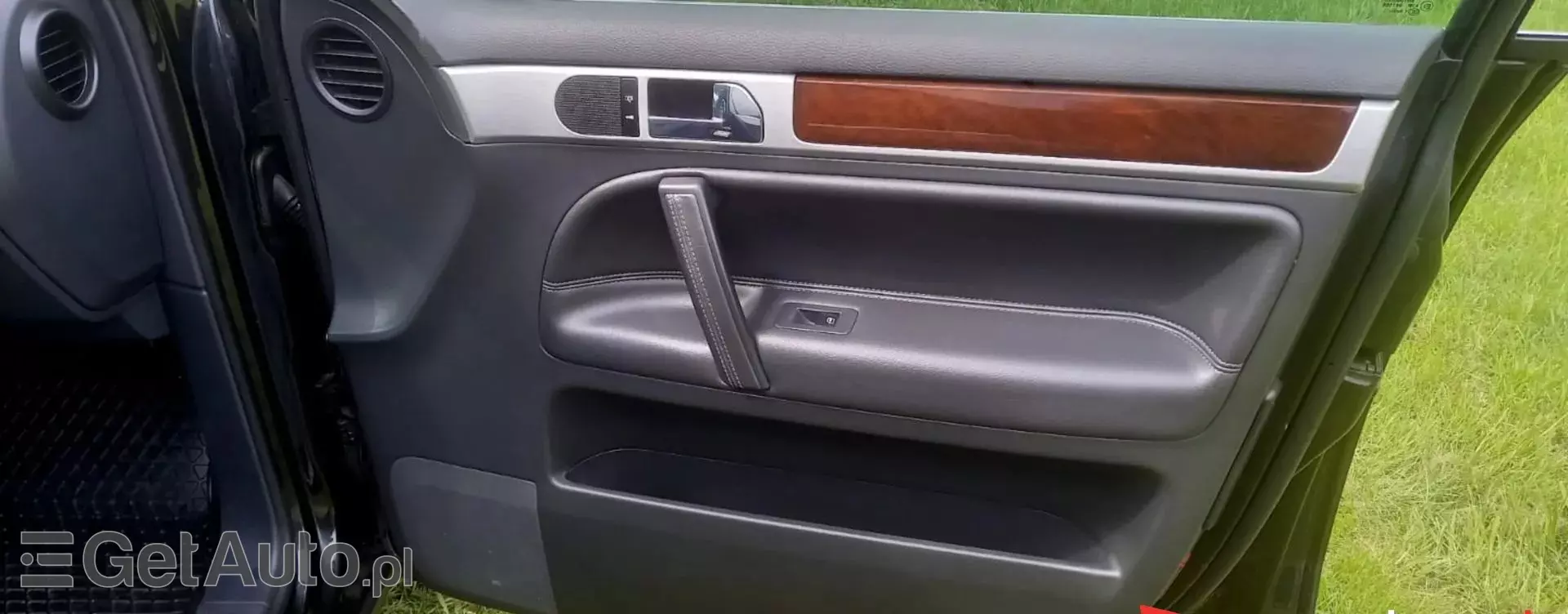 VOLKSWAGEN Touareg 2.5 TDI (174 KM) 4MOTION