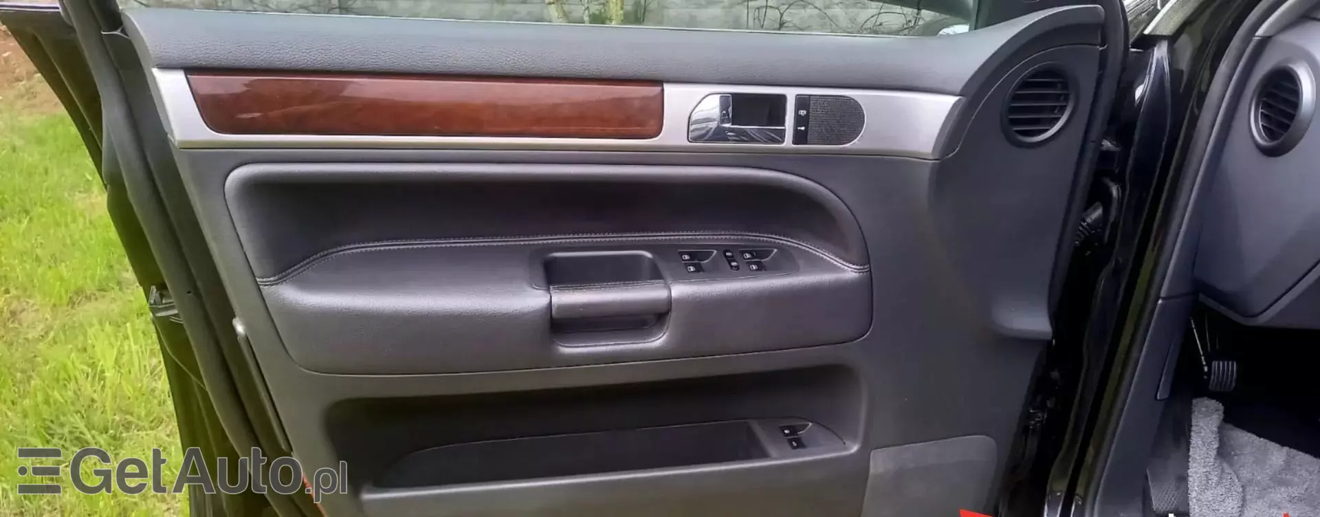 VOLKSWAGEN Touareg 2.5 TDI (174 KM) 4MOTION