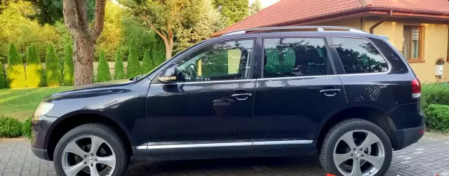 VOLKSWAGEN Touareg 2.5 TDI (174 KM) 4MOTION